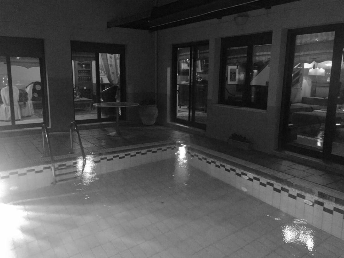 4-Seasons Pool Villa Near Meteora Tríkala Kültér fotó