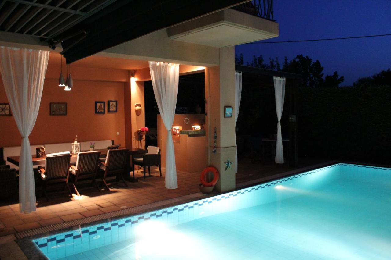 4-Seasons Pool Villa Near Meteora Tríkala Kültér fotó